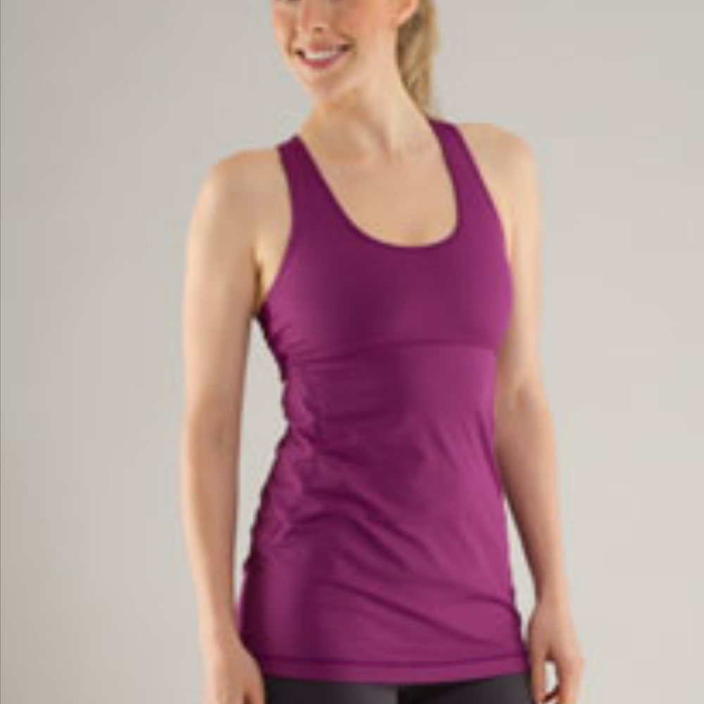 Lululemon Turbo Tank in Dewberry Size 4